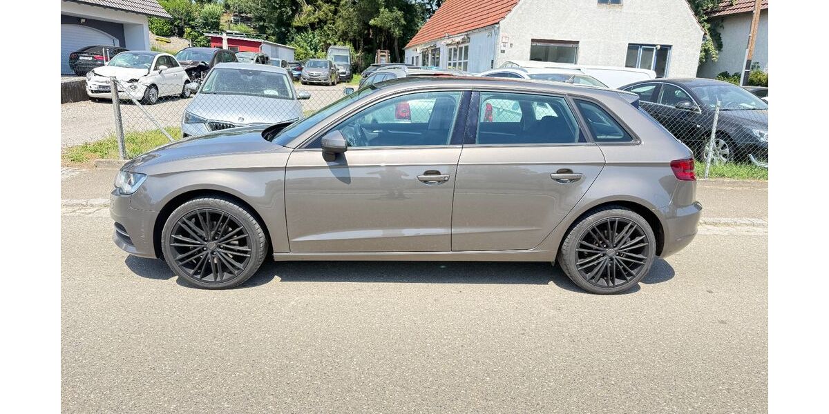 Audi A3 208.008 km 8.500 &euro; Mönstetten ( bei Burgau ) 89350