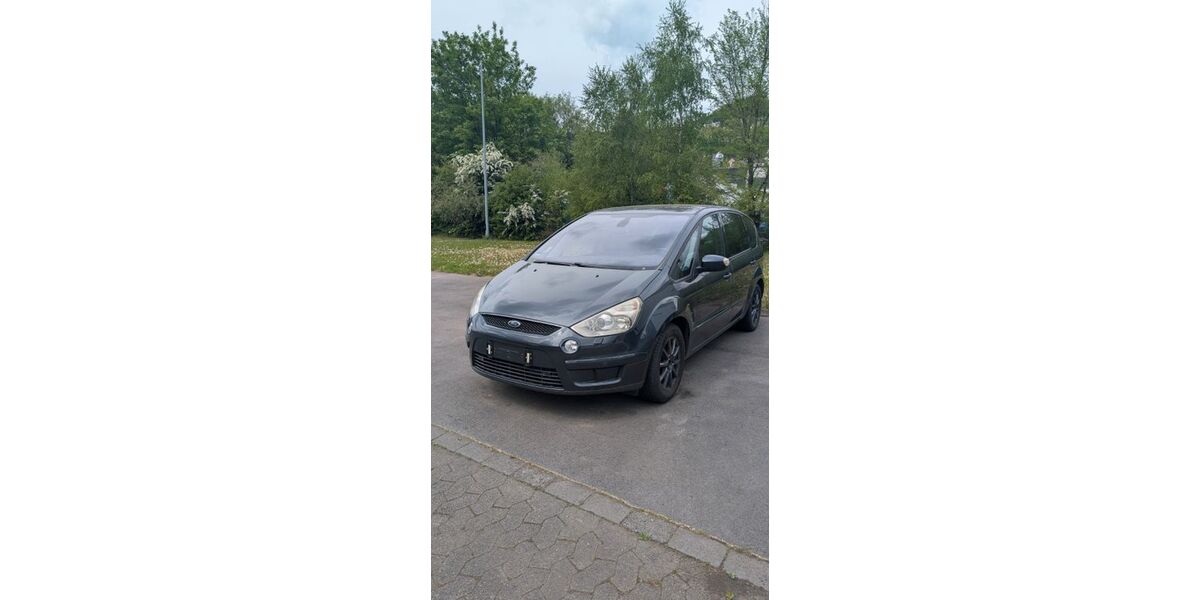 Ford S-Max 277.000 km 1.999 &euro; Werdohl 58791