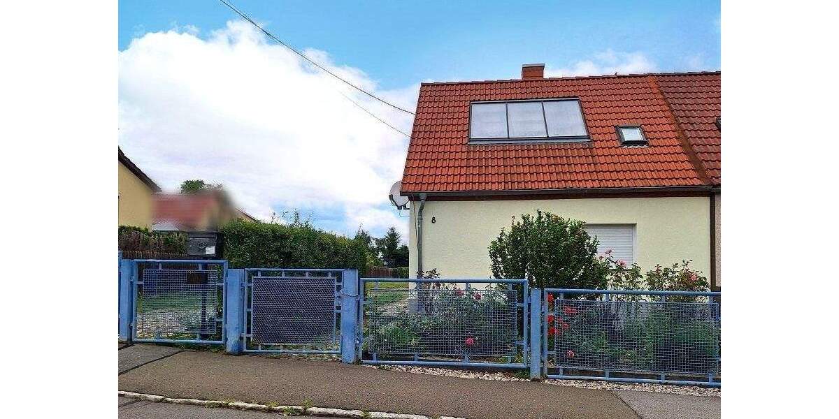 Doppelhaushälfte in beliebter Siedlungslage 3 zimmer