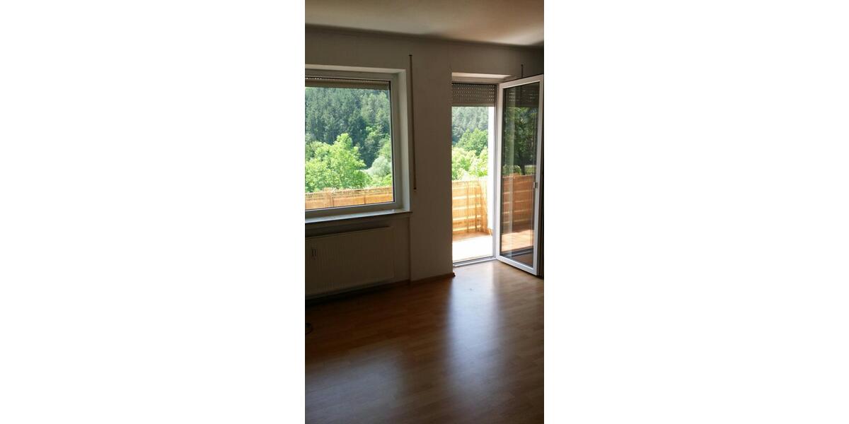 Etagenwohnung Boxberg - 3 Zimmer, 96 m&sup2;, 600&euro; | Angebot:25353993