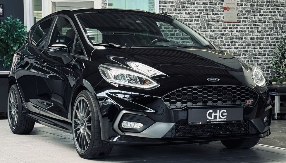 Ford Fiesta 102.821 km 12.990 € Balingen 72336