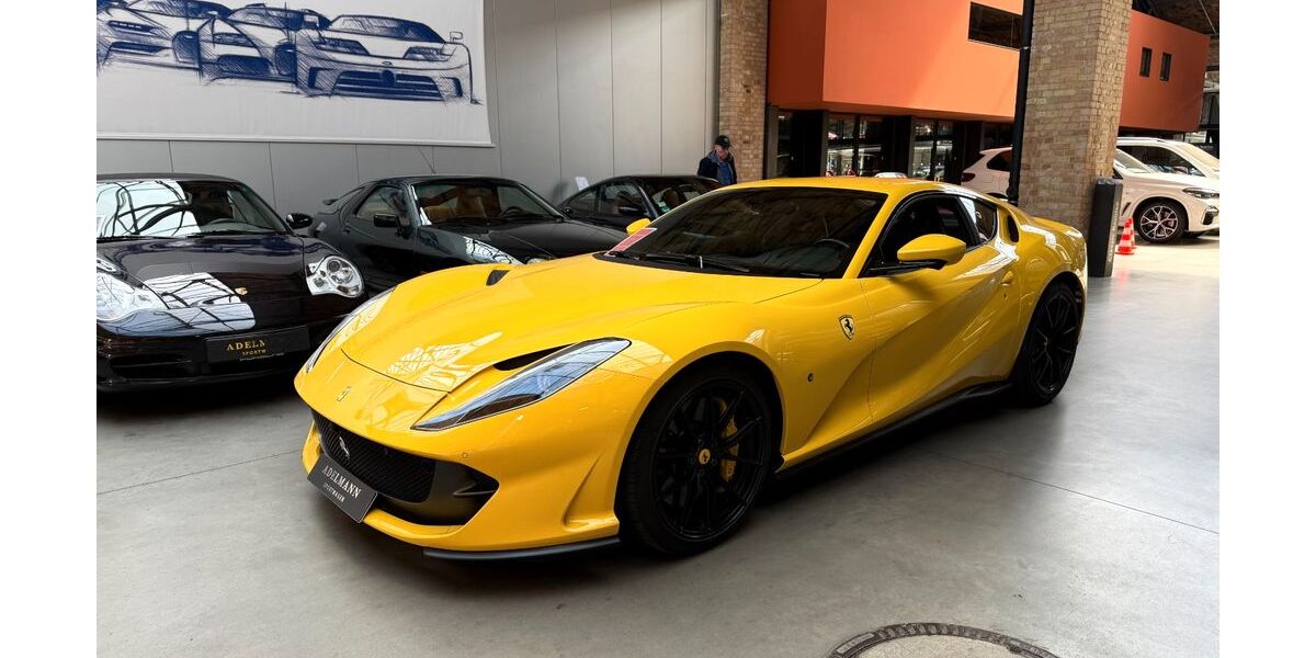 Ferrari 812 9.935 km 329.900 &euro; Berlin 10553