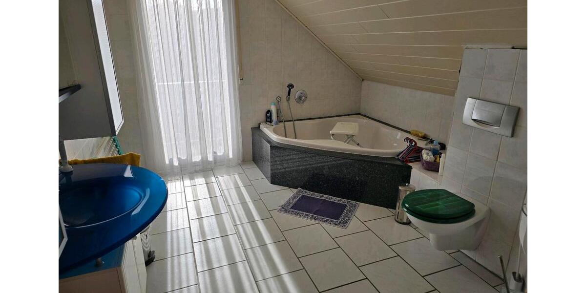 Einfamilienhaus Nideggen - 5 Zimmer, 136 m&sup2;, 485.000&euro; | Angebot:25220346