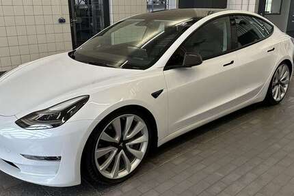 Tesla Model 3 72.000 km 28.500 &euro; Alsbach 56237