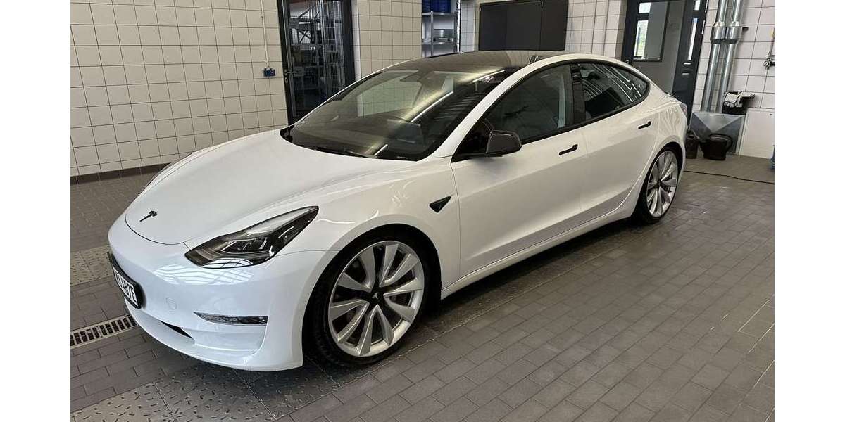 Tesla Model 3 72.000 km 28.500 &euro; Alsbach 56237