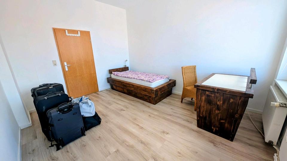 Etagenwohnung Pasewalk - 1 Zimmer, 15 m&sup2;, 250&euro; | Angebot:26476016