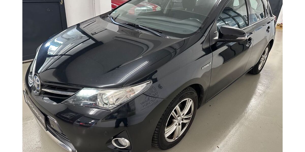 Toyota Auris 202.789 km 7.990 &euro; LEONBERG 71229