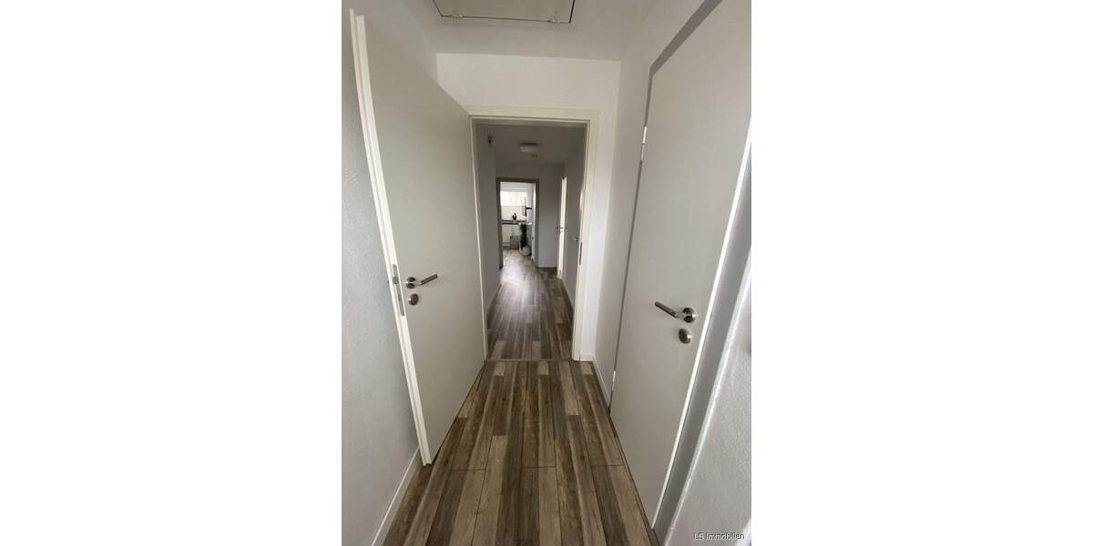 Einfamilienhaus Bockhorn - 6 Zimmer, 140 m&sup2;, 299.000&euro; | Angebot:24544544