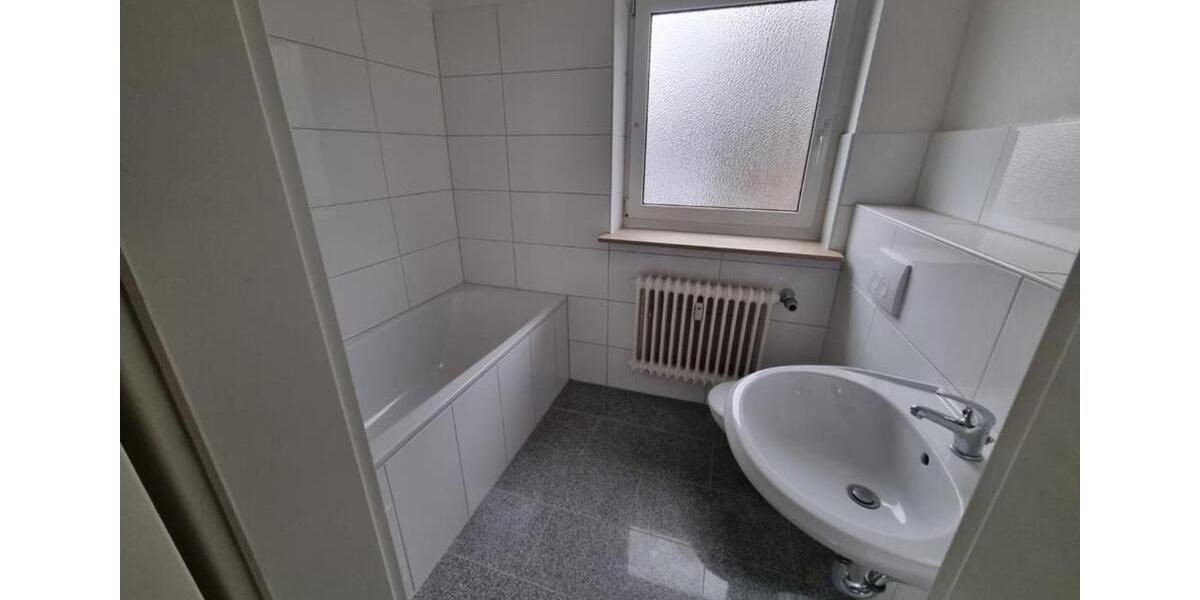 Etagenwohnung Bad Berleburg - 3 Zimmer, 65 m&sup2;, 480&euro; | Angebot:25216812