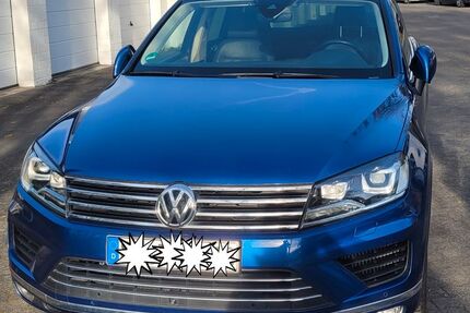VW Touareg 145.500 km 23.999 &euro; Bonn 53123