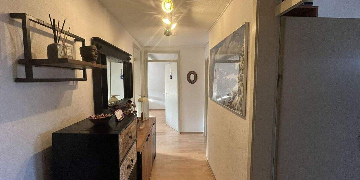 Etagenwohnung Karlsruhe Innenstadt-West - 2 Zimmer, 71 m&sup2;, 850&euro; | Angebot:25909411
