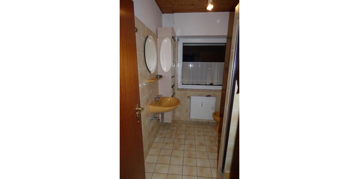 Dachgeschoßwohnung Dinklage - 3 Zimmer, 65 m&sup2;, 460&euro; | Angebot:25333436