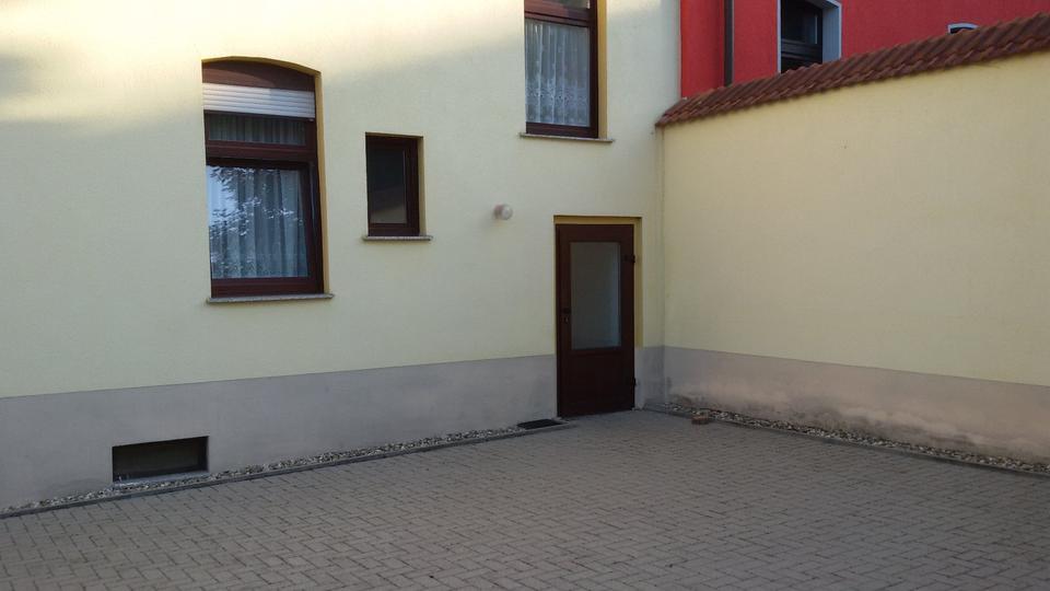 Etagenwohnung Eisleben (Lutherstadt) - 2 Zimmer, 66 m&sup2;, 396&euro; | Angebot:26405521