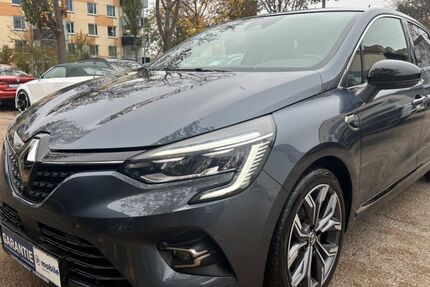 Renault Clio 89.550 km 14.800 € München 81243