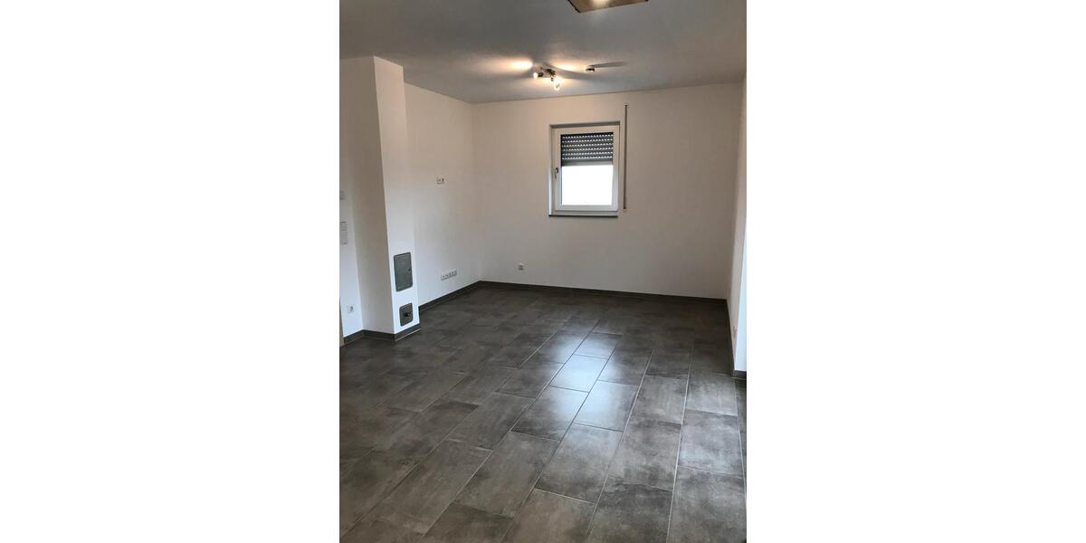 Erdgeschoßwohnung Berching - 2.5 Zimmer, 60 m&sup2;, 660&euro; | Angebot:26494736