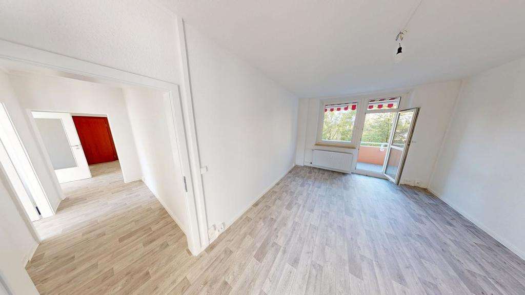 Wohnung zum Mieten in Chemnitz 407 € 69.93 m² 3 zimmer