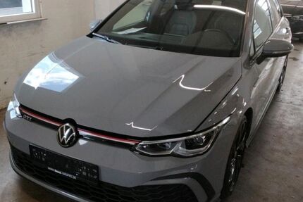 VW Golf 32.550 km 29.880 &euro; Asslar 35614