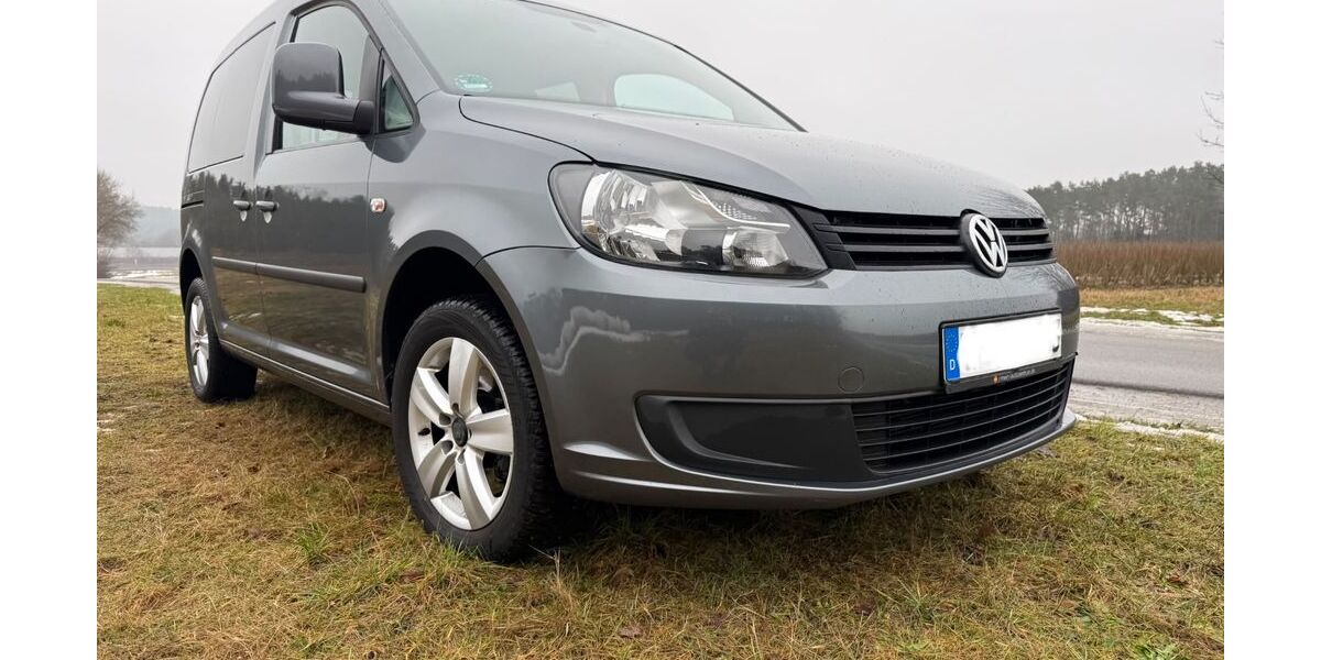 VW Caddy 181.000 km 7.499 &euro; Hitzacker 29456