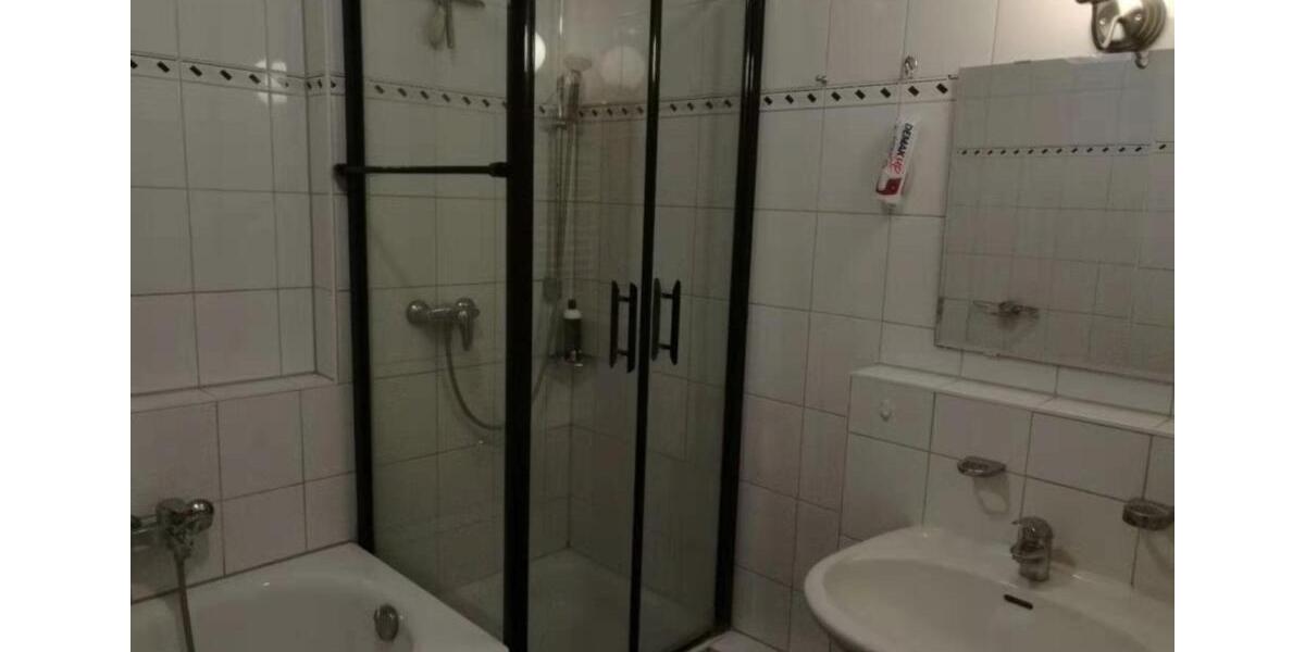 Hochparterre Freiburg im Breisgau Munzingen - 3 Zimmer, 92 m&sup2;, 1.350&euro; | Angebot:25305308