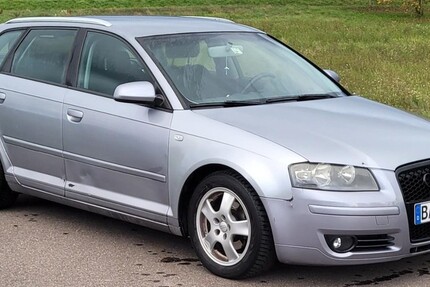 Audi A3 Sportback 271.000 km 2.400 &euro; Bühl 77815