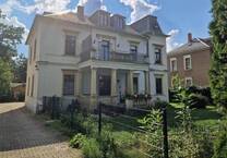 Bezaubernde 2-Zimmerwohnung mit Tageslichtbad in Radebeul!