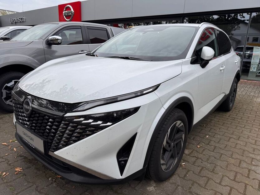 Nissan Qashqai 5.900 km 37.990 € Oldenburg 26125