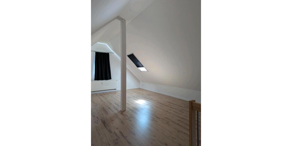 Dachgeschoßwohnung Stadtlauringen - 4 Zimmer, 86 m&sup2;, 199.000&euro; | Angebot:26163919