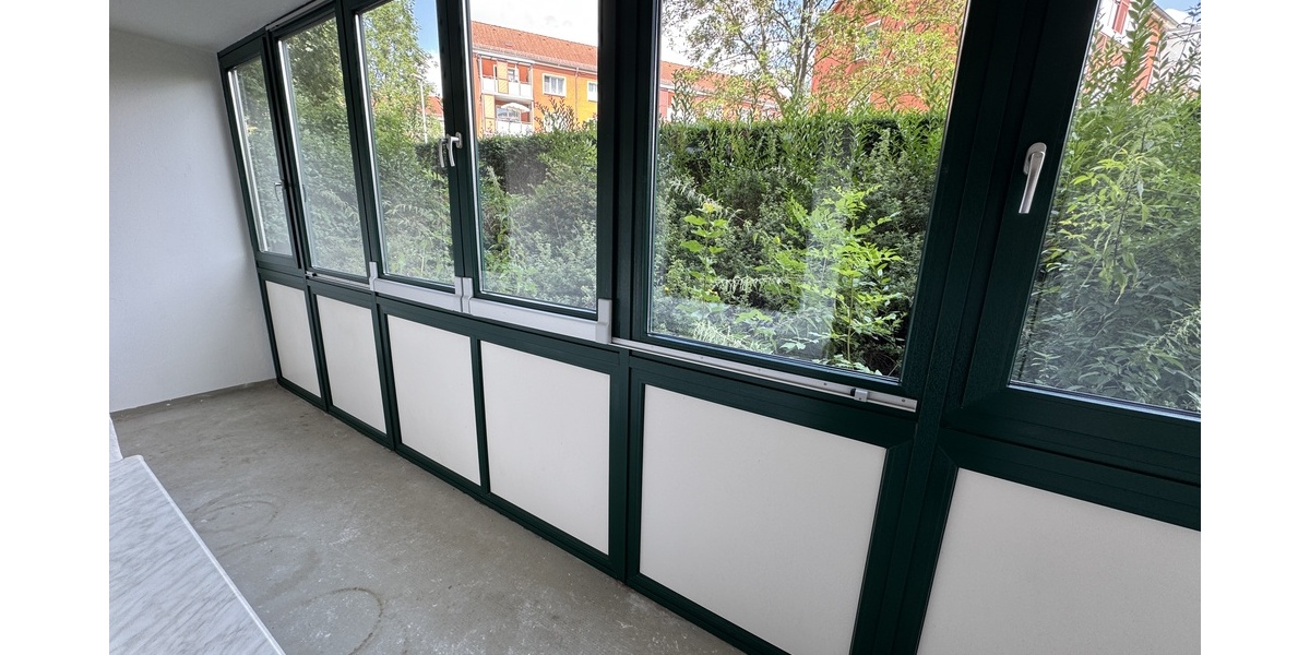 Wohnen mit Mehrwert: 2-Raum-Wohnung mit großzügigem Doppel-Wintergarten in Gera-Bieblach! - Erdgeschoßwohnung Gera Alt-Bieblach | Angebot:27082956