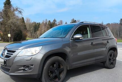 VW Tiguan 216.400 km 7.399 &euro; Röthenbach 88167