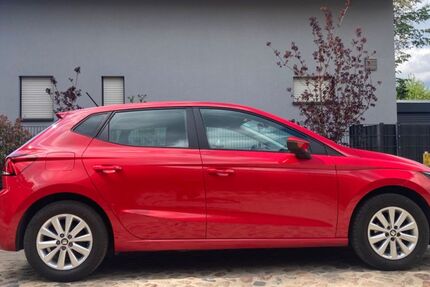 Seat Ibiza 70.000 km 8.900 &euro; Berlin 10437
