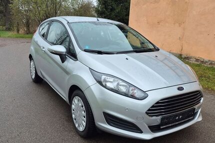Ford Fiesta 39.000 km 6.600 &euro; Glauchau 08371
