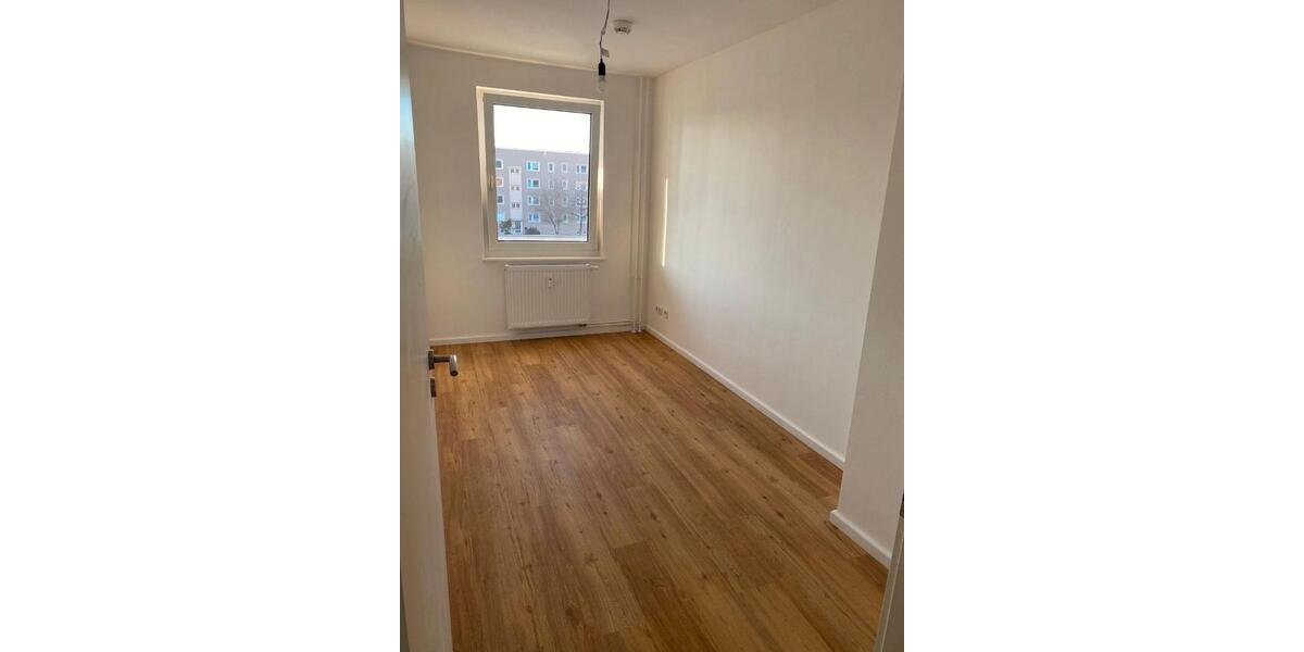 Etagenwohnung Brück - 4 Zimmer, 72 m&sup2;, 925&euro; | Angebot:25874078