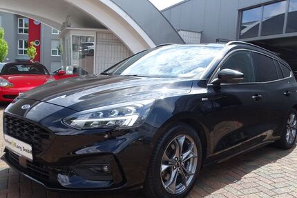 Ford Focus 40.215 km 17.700 &euro; Hofgeismar 34369