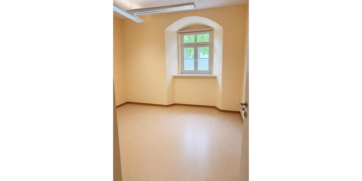 Gewerbeobjekt Bad Langensalza - 1.200&euro; | Angebot:26640223