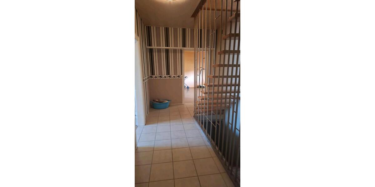 Reihenhaus Beckingen - 7 Zimmer, 140 m&sup2;, 120.000&euro; | Angebot:26884832