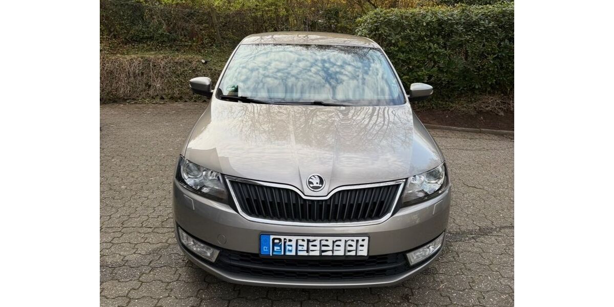Skoda Rapid 113.000 km 12.000 &euro; Wipperfürth 51688