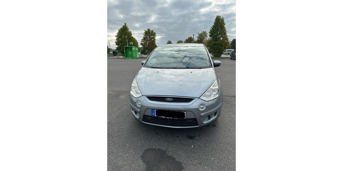 Ford S-Max 192.500 km 2.800 &euro; Bornheim 53332