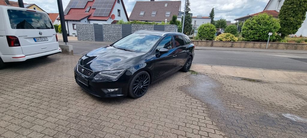 Seat Leon 191.000 km 8.990 &euro; Stammheim 97509