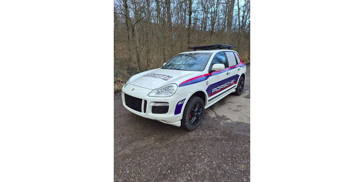 Porsche Cayenne 136.000 km 18.000 &euro; Leonberg 71229