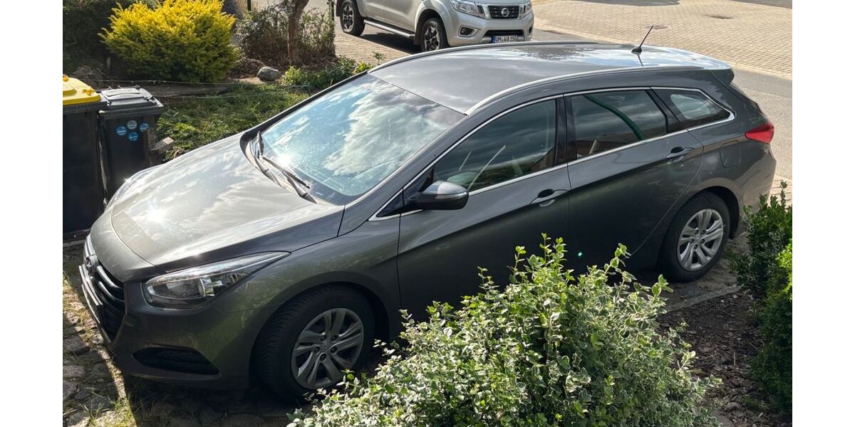 Hyundai i40 130.000 km 8.900 &euro; Oberuckersee 17291