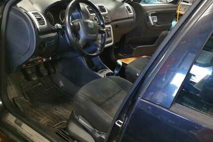 Skoda Roomster 192.000 km 3.650 € Aarbergen 65326