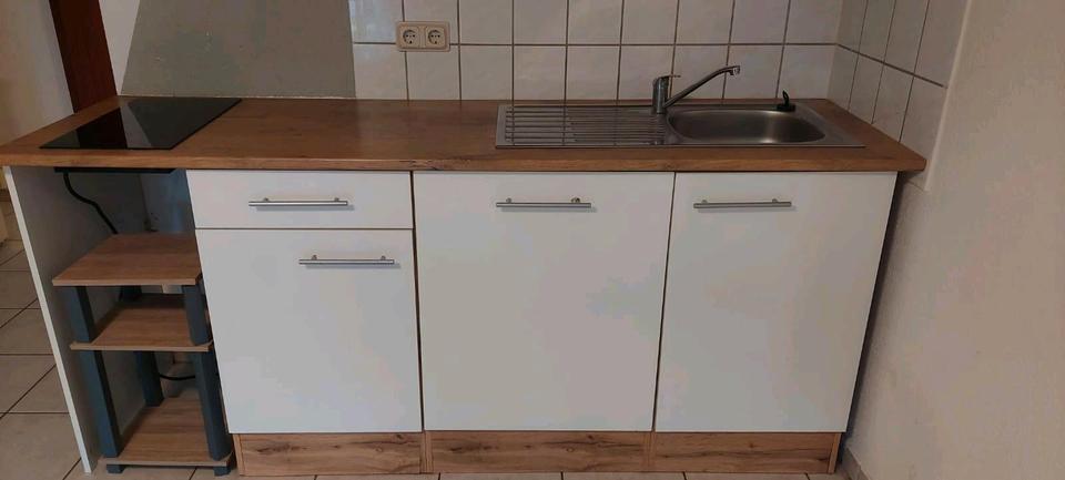 Erdgeschoßwohnung Nauen - 1 Zimmer, 28 m&sup2;, 350&euro; | Angebot:26263067