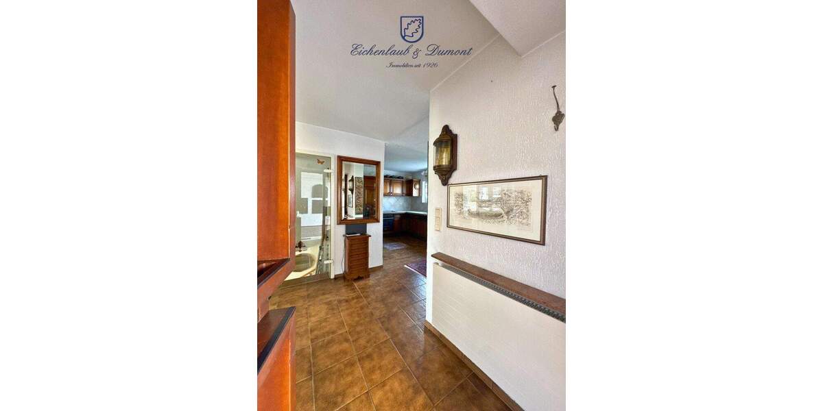 Einfamilienhaus mit Wintergarten, Garage + parkähnlichem Garten 6 zimmer