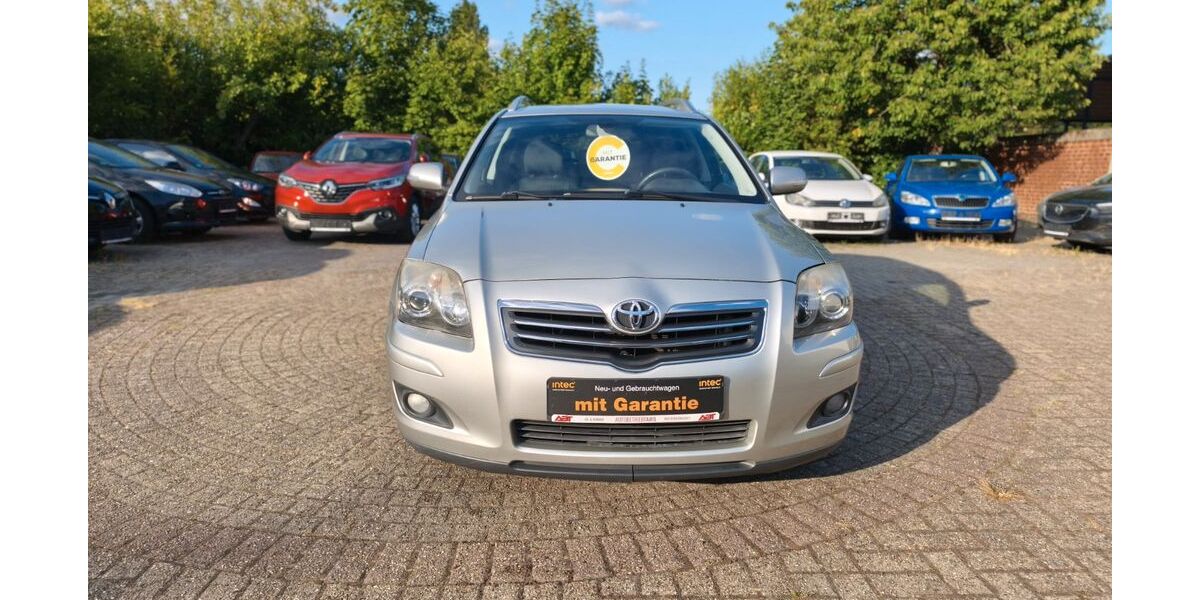 Toyota Avensis 121.000 km 4.799 &euro; Ibbenbüren 49477
