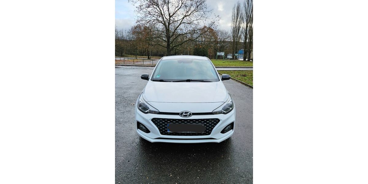 Hyundai i20 151.000 km 7.000 &euro; Wolsfeld 54636