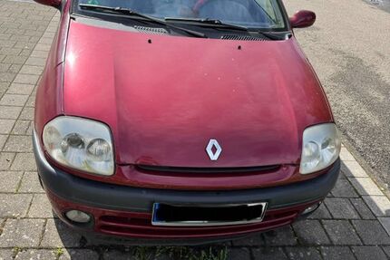 Renault Clio 190.000 km 2.500 € Haslach 77716