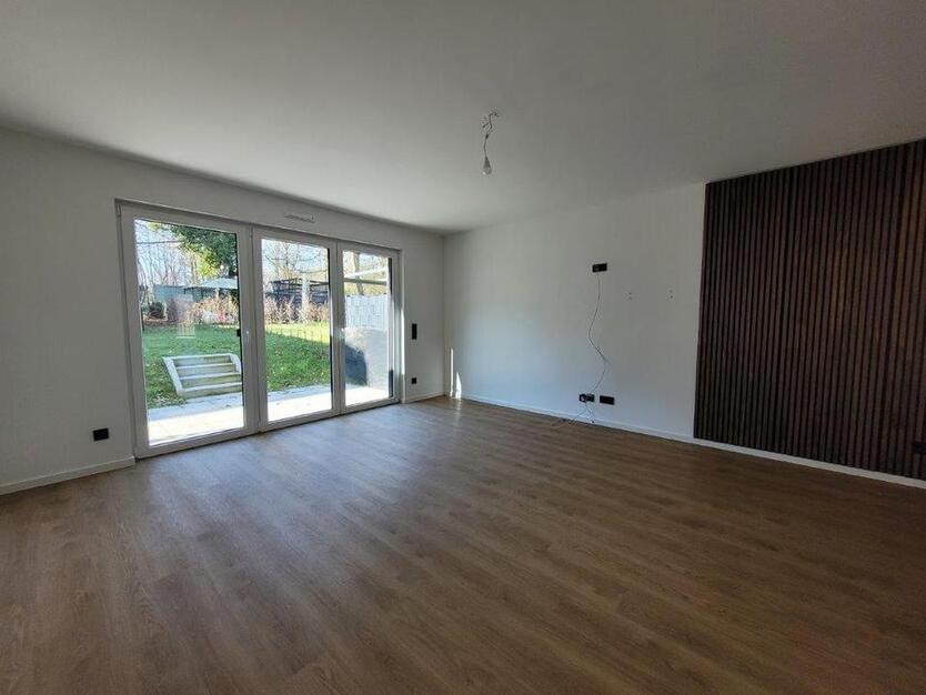 Traumhaus mit moderner Ausstattung und Carport nahe Bürgerbusch zimmer