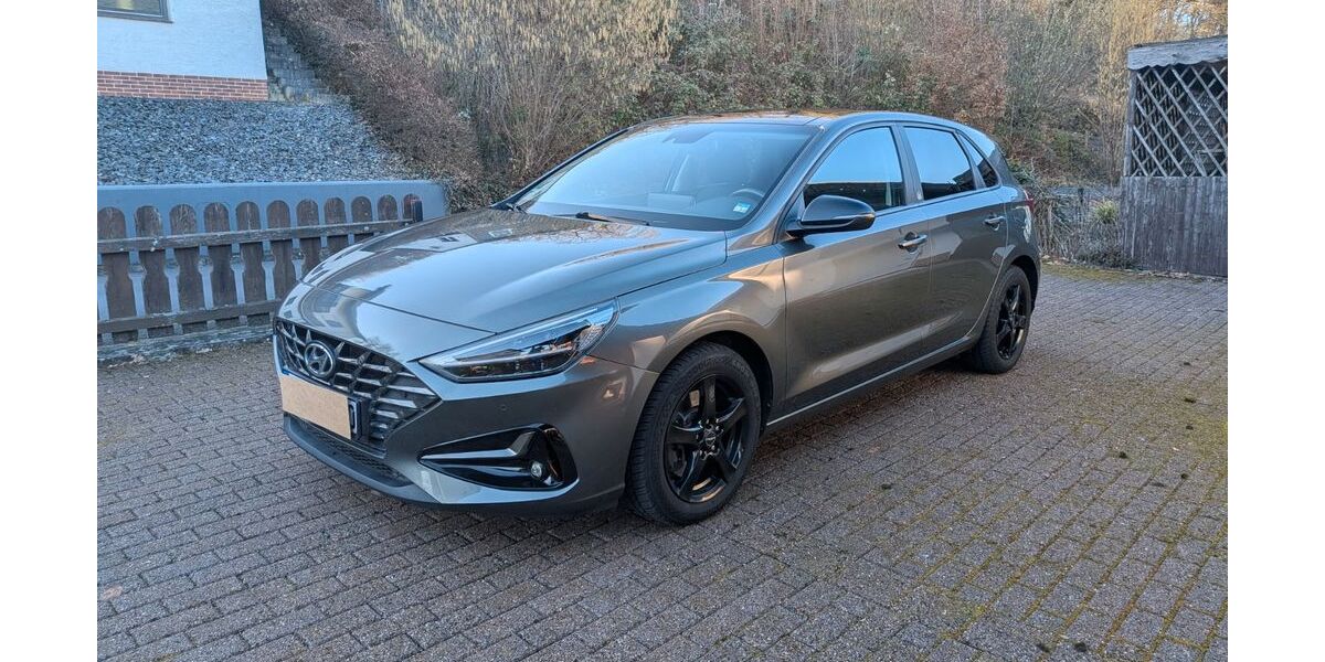 Hyundai i30 89.000 km 16.900 &euro; Felsberg 34587