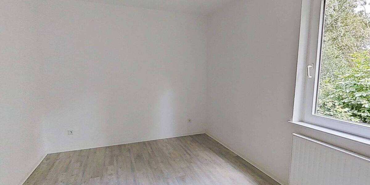 Etagenwohnung Nordenham Einswarden - 6 Zimmer, 105 m&sup2;, 739&euro; | Angebot:26891622