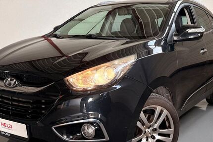 Hyundai ix35 118.000 km 8.499 &euro; Bühl 77815